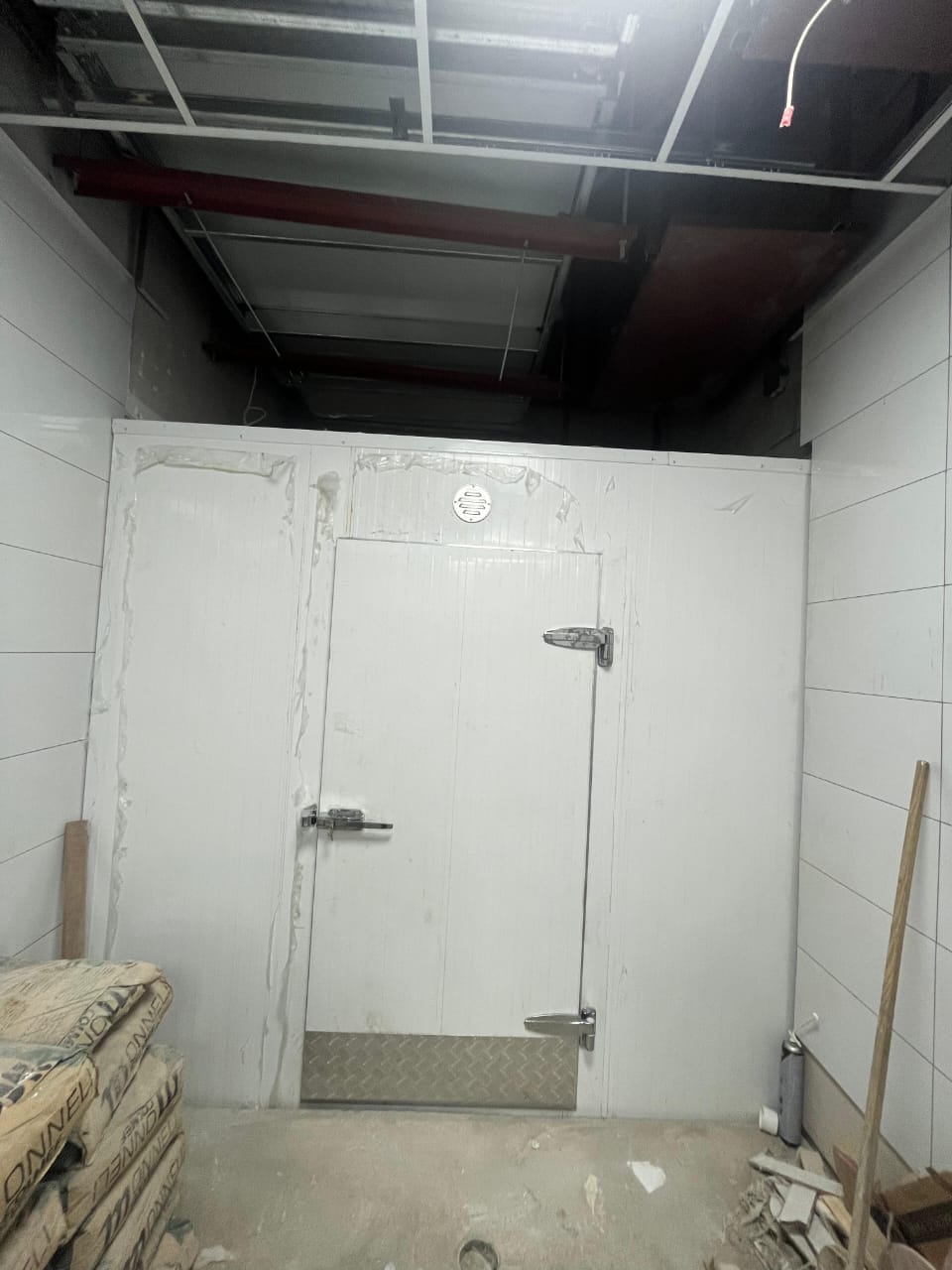 Dubai Al Aweer fruit and vegetable market, cold storage room project